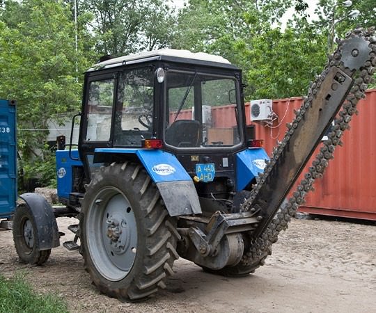 Траншеекопатель в аренду в Вязьме и  Смоленской области